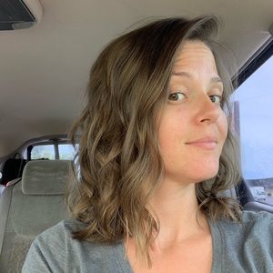 Meet your Posher, Esther